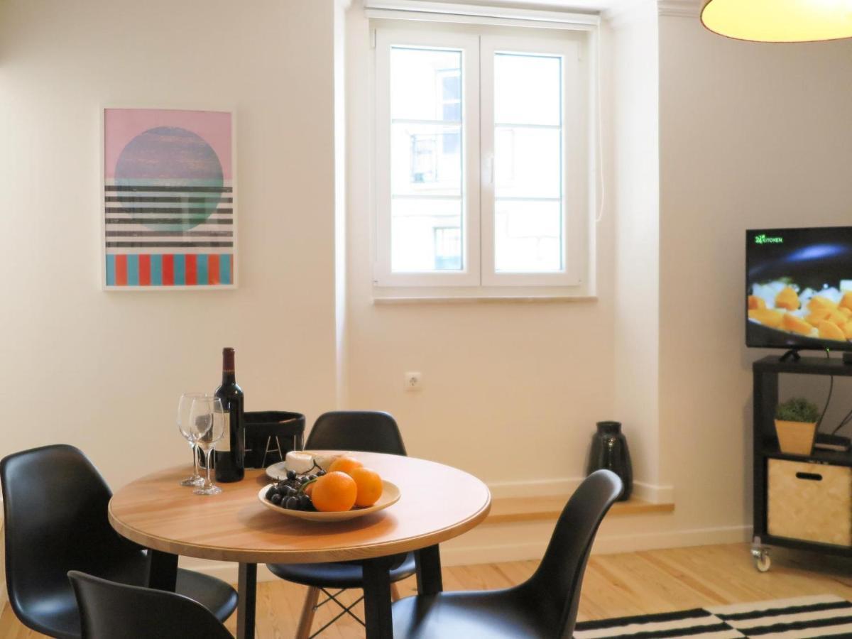 Historic Alfama Apt With Modern Style Lisboa Eksteriør bilde